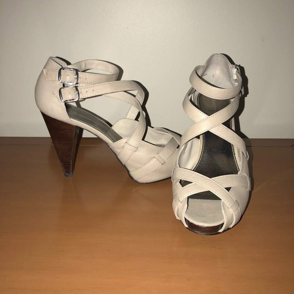 Open Toe Strappy Sandals - Taupe